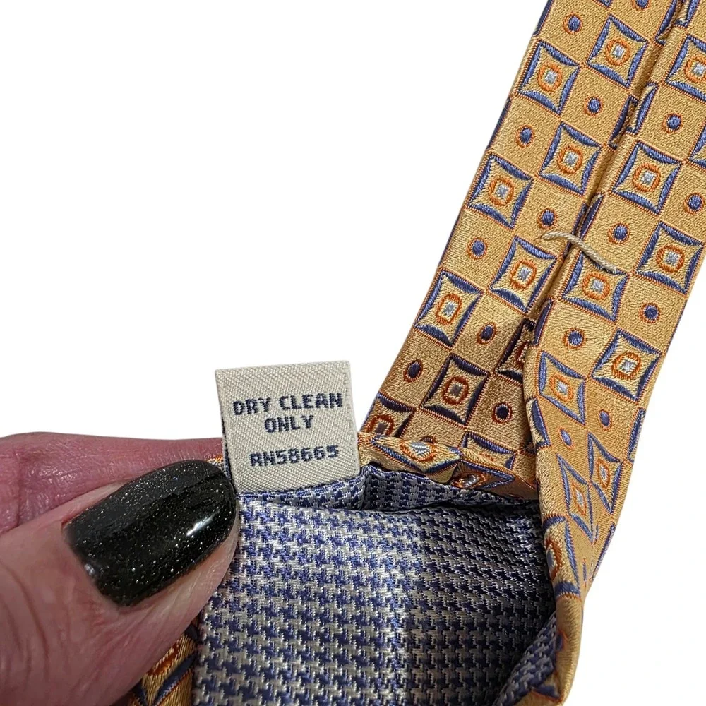 John W Nordstrom Men's Tie Necktie‎ Designer Luxury Peach Orange Blue Geometric